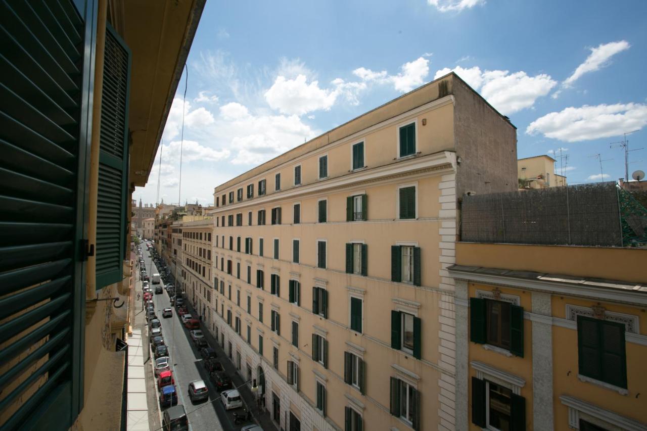Colosseo Apartments And Rooms - Rome City Centre Dış mekan fotoğraf