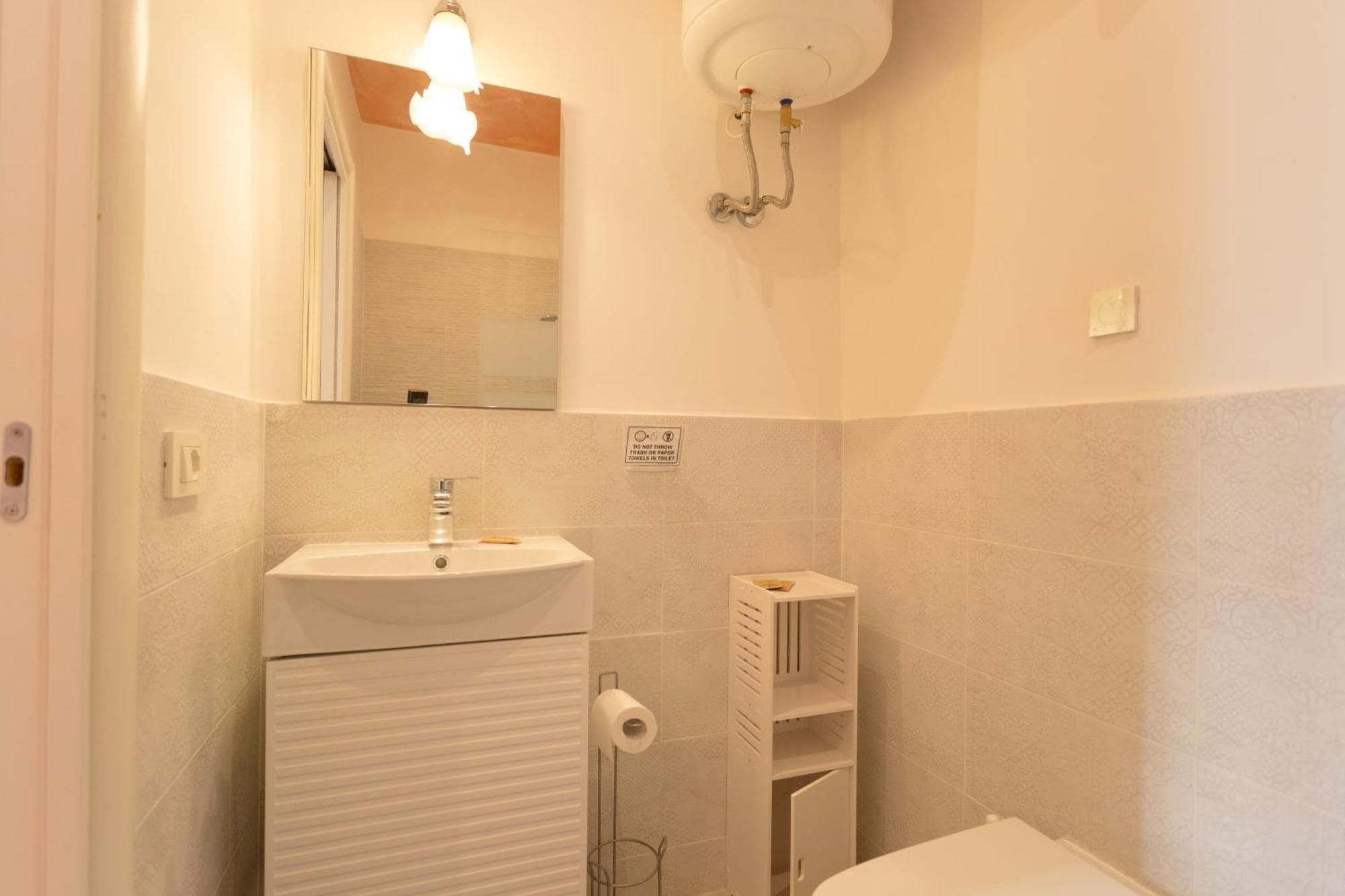 Colosseo Apartments And Rooms - Rome City Centre Dış mekan fotoğraf