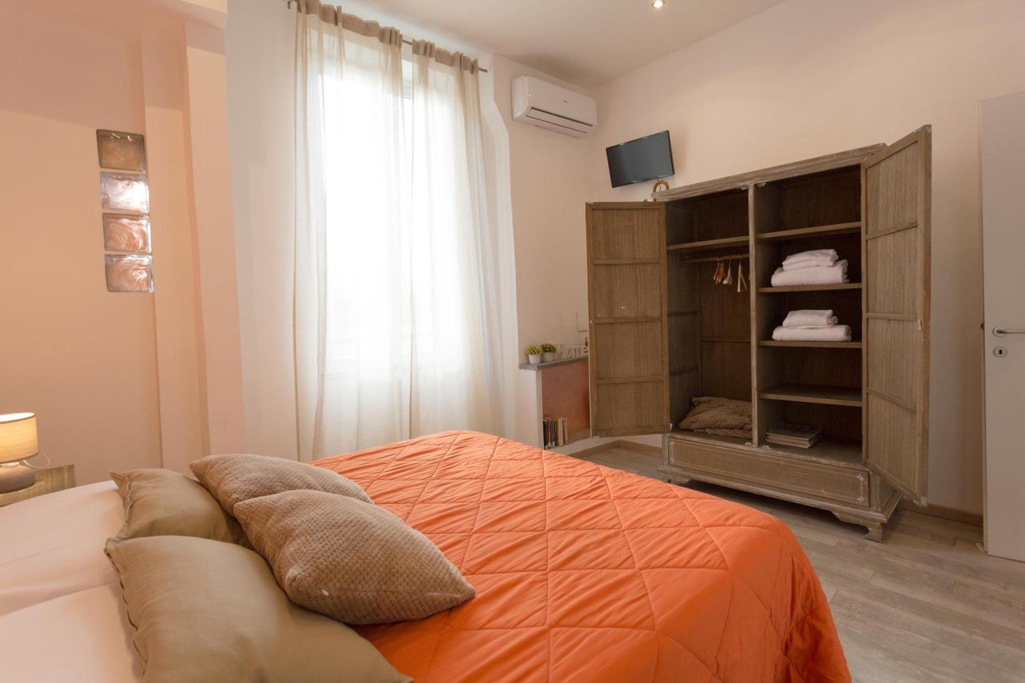 Colosseo Apartments And Rooms - Rome City Centre Dış mekan fotoğraf