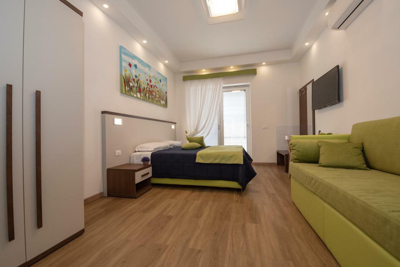 Colosseo Apartments And Rooms - Rome City Centre Dış mekan fotoğraf
