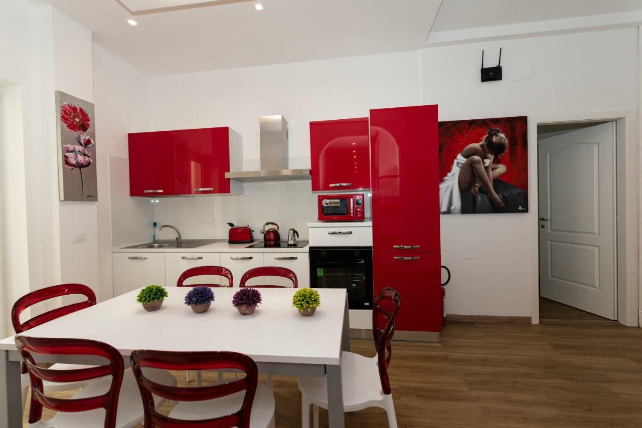 Colosseo Apartments And Rooms - Rome City Centre Dış mekan fotoğraf