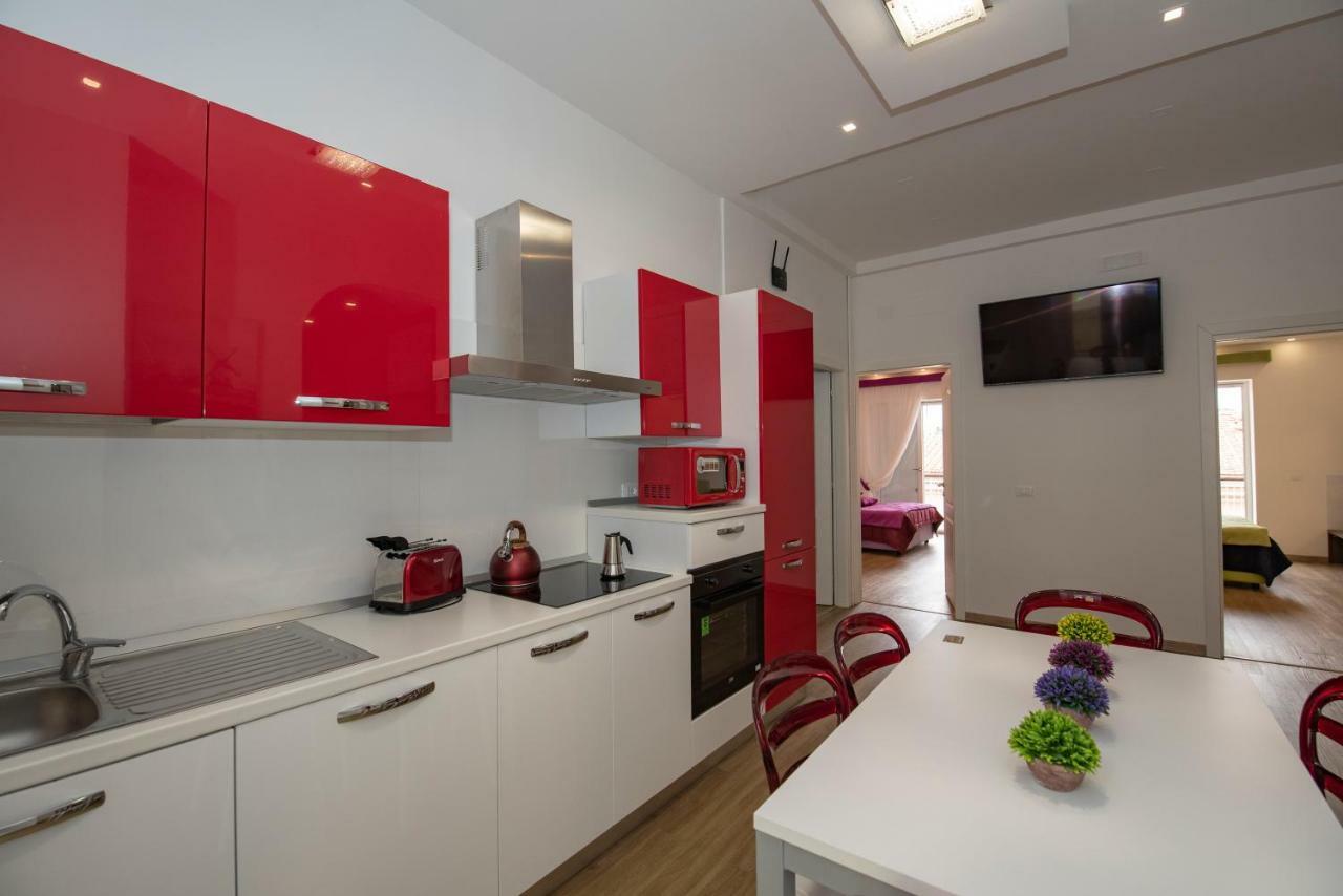 Colosseo Apartments And Rooms - Rome City Centre Dış mekan fotoğraf