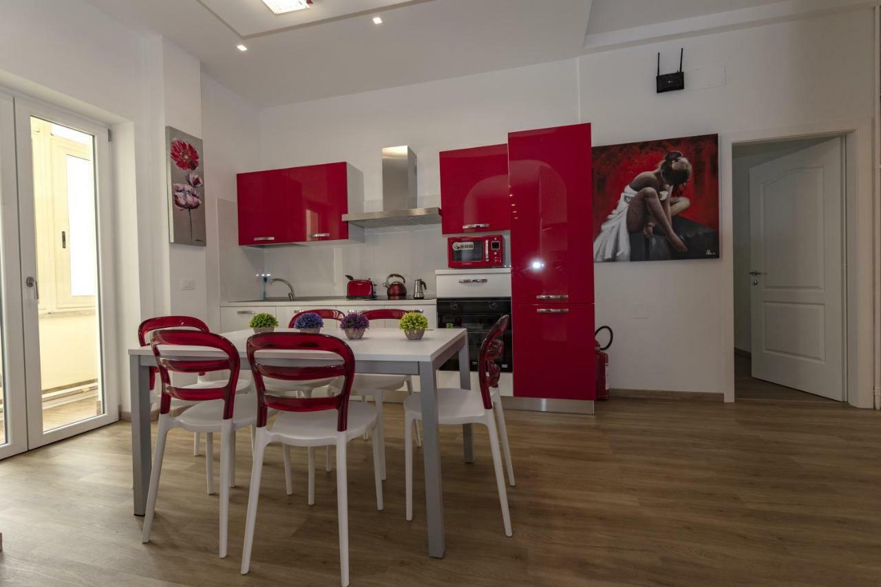 Colosseo Apartments And Rooms - Rome City Centre Dış mekan fotoğraf