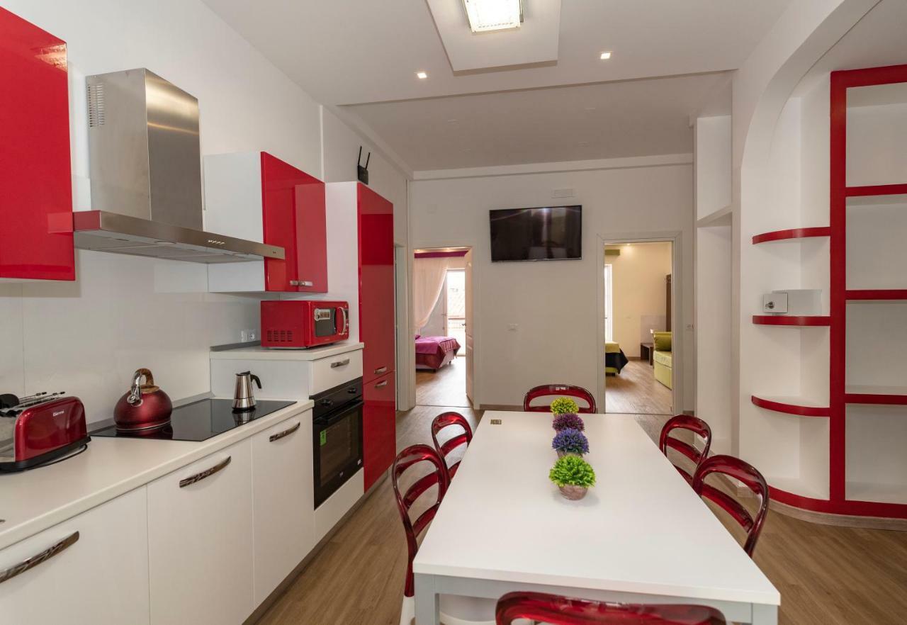 Colosseo Apartments And Rooms - Rome City Centre Dış mekan fotoğraf