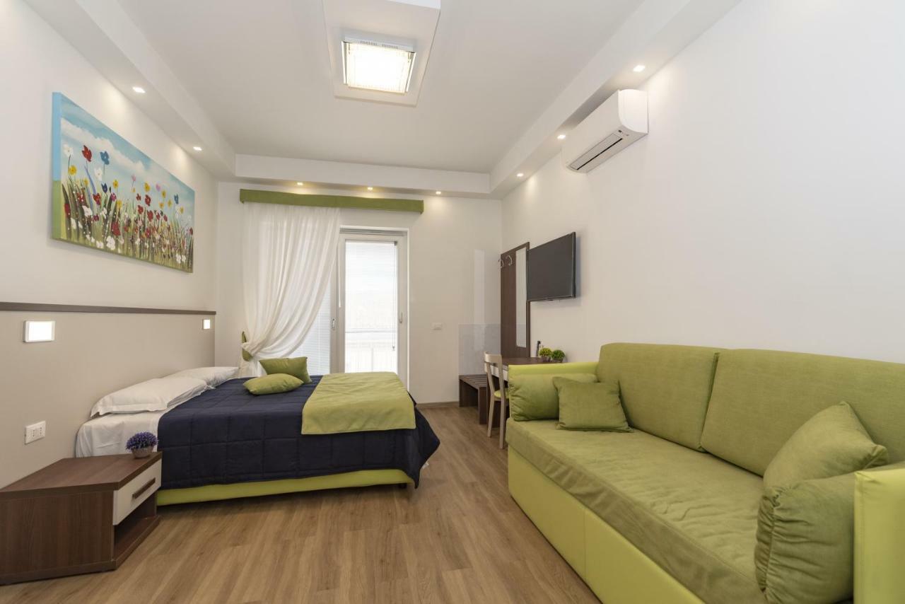 Colosseo Apartments And Rooms - Rome City Centre Dış mekan fotoğraf